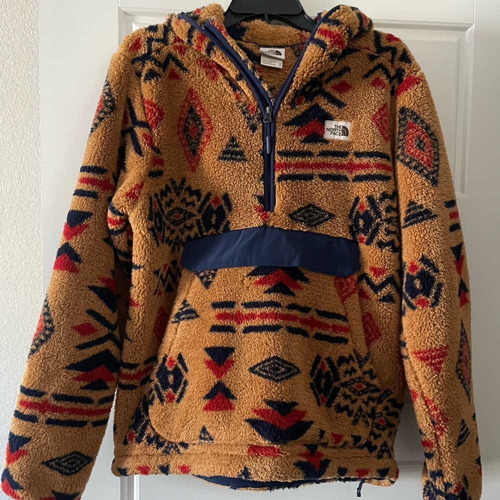 The North Face Campshire Hoody, Mens Medium, New-never worn